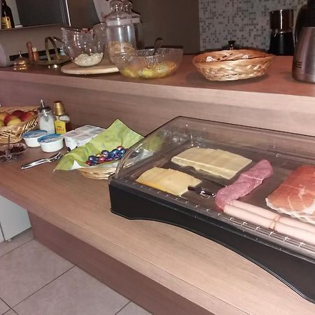 De Aventurijn Bed & Breakfast Riemst Luaran gambar
